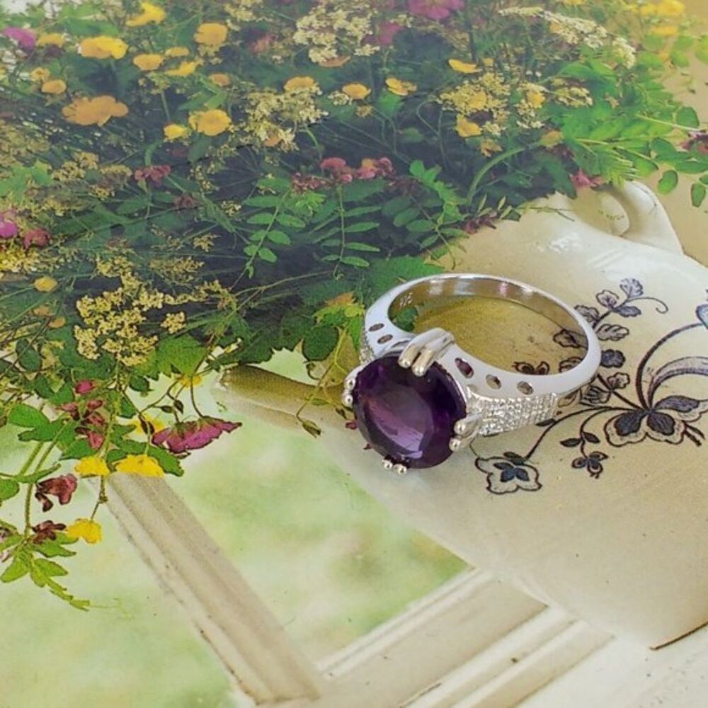 Amethyst Ring 3 Carats Size 7 - image 3